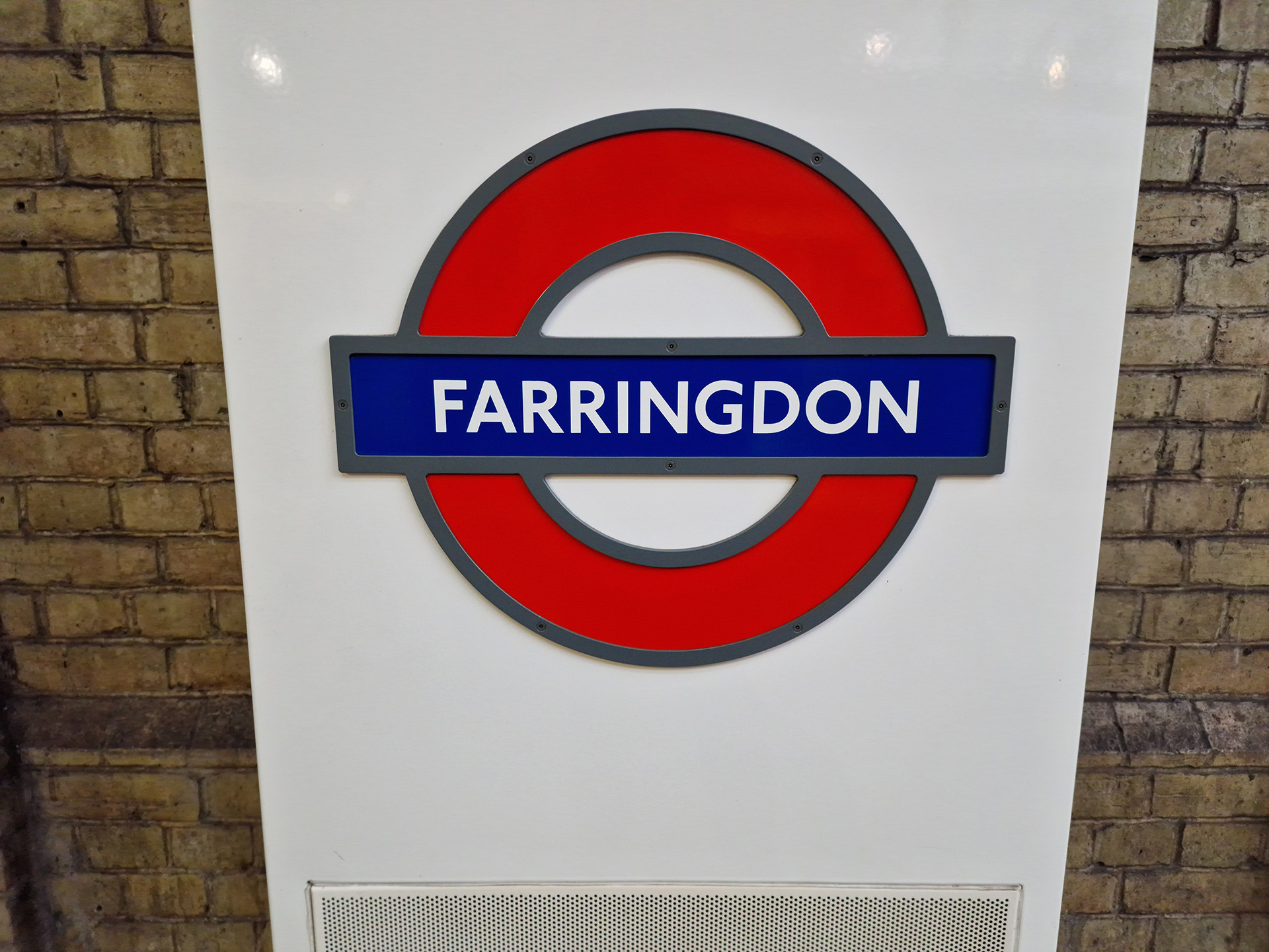 Farringdon Underground